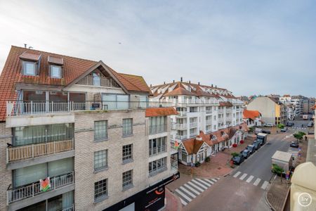 GEMEUBELD - Supergezellige en luxueus ingerichte duplex met garage in de residentie, vlakbij het strand en de Lippenslaan. - Foto 5