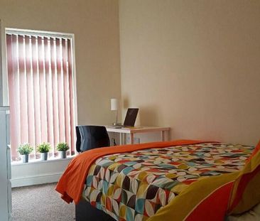 9 bedroom terraced house to rent - Photo 5