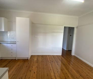 11 Brett Street, Georgetown NSW 2298 - Photo 5