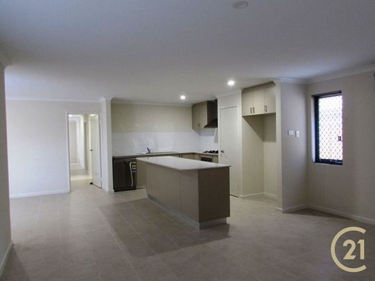 Perfectly Located 4x Bedroom Property&excl; - Photo 1