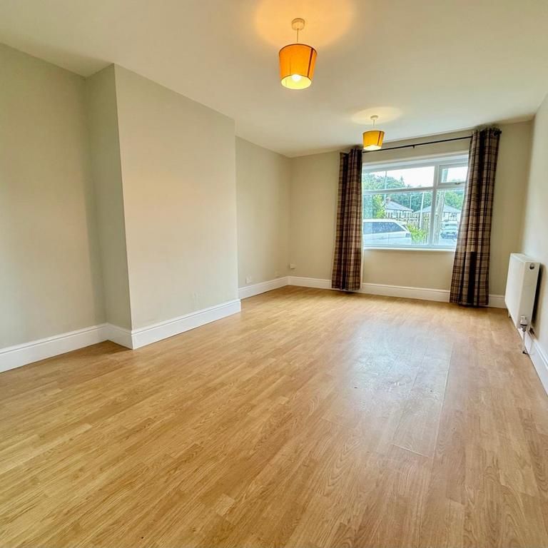 4 bedroom terraced house to rent - Photo 1