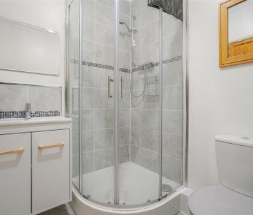 1 bedroom semi-detached bungalow to rent - Photo 4