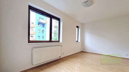 Pronájem bytu 2+kk 53 m² - Fotografie 3