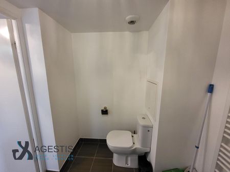 Location Appartement 2 pièces 38m² LA ROCHETTE 77000 - Photo 4