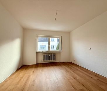 MA-Feudenheim – Ruhig gelegene 2 ZKB/Balkon-Wohnung mit Garage - Photo 1