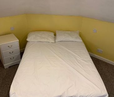 Room in a Shared Flat, Hampton Road, BS6 - Photo 6