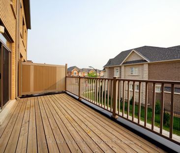 For Lease - 3074 Ernest Appelbe Boulevard, Oakville, Ontario - Photo 1