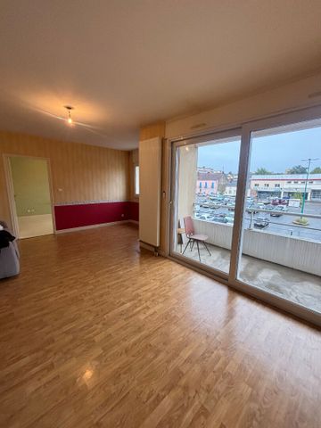 Appartement Montceau Les Mines 3 pièce(s) 56.34 m2 - Photo 3