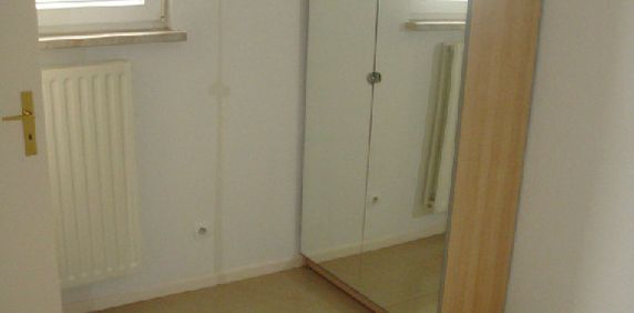 APPARTEMENT - 36 m2 - 2 pièces ruelle de l eglise à SARREGUEMINES 57200 - Photo 2