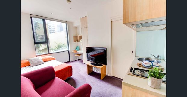 Hayward on La Trobe - Photo 1