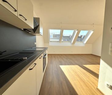 Dachgeschossausbau mit Terrasse & Klimaanlage - Erstbezug - UNBEFRI... - Foto 1