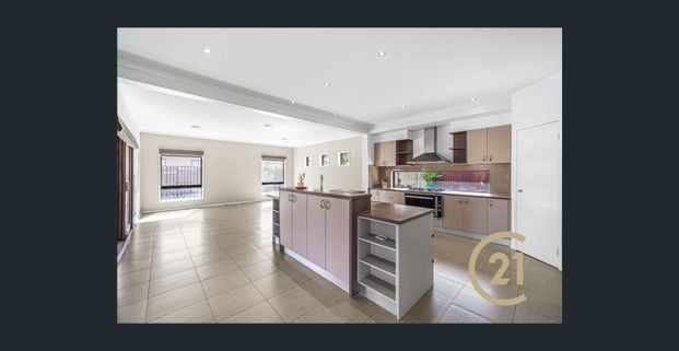 Spacious Family Home in Prime Caroline Springs Location - Photo 1