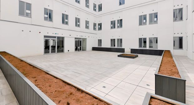 Deluxe Studio - Photo 1