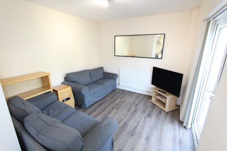 35 Hermitage Road - Photo 2