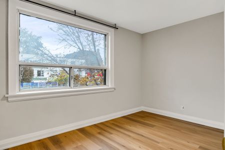 For Lease - 633 St Clair Avenue Unit# Upper, Toronto, Ontario - Photo 5