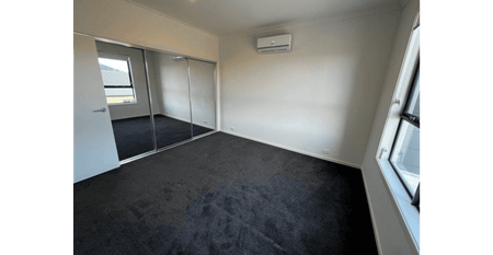 Enviable outlook opposite parkland! - Photo 2