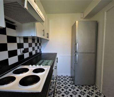 Redford Close, Feltham,TW13 - Photo 6