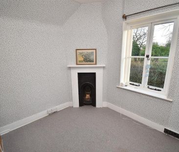 4 bedroom detached house to rent - Photo 5