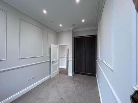 Bridge Road, Hampton Court Village, East Molesey, KT8 - Photo 5