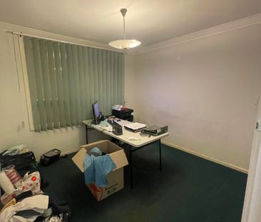 18 Werndley Street, Armadale WA 6112 - House For Rent | Domain - Photo 5