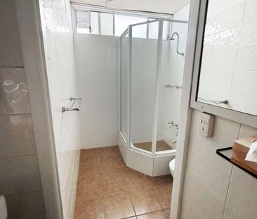 1 Bedroom Partly Furnished Ground Floor Unit - Photo 6