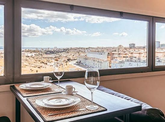 Avenida República da Bulgária, Lisbon, Lisbon 1950-375 - Photo 1