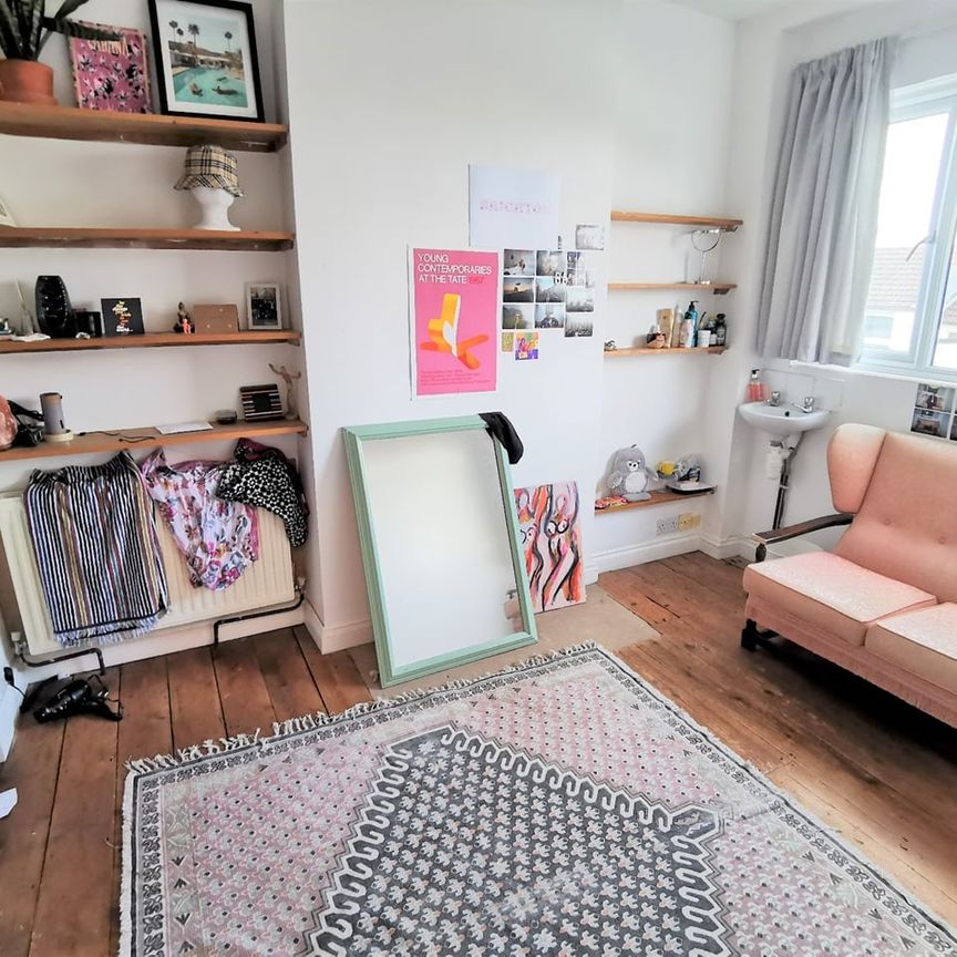 5 Bed Terraced House, Islingword Street, BN2 - Photo 1