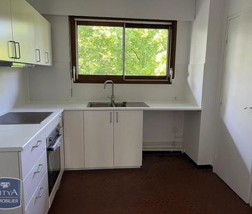 Location Appartement 4 pièces 84m² CHAVILLE 92370 - Photo 4