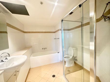 Spacious Two-Bedroom Plus Study in the Prestigious Regency Building - Photo 3