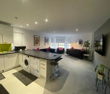 2 Bedroom Property To Rent - Photo 4