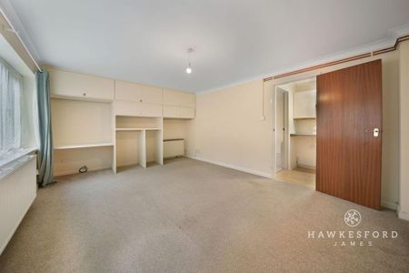 5 bedroom detached house to rent - Photo 3