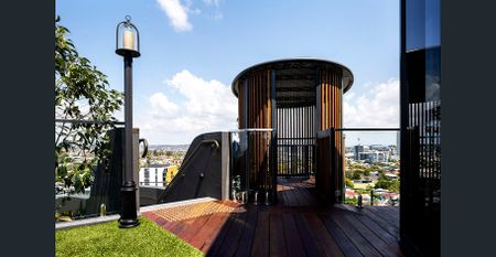 905/232 Wellington Road, Kangaroo Point, Qld 4169 - Photo 4