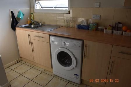 1 bedroom flat to rent - Photo 5