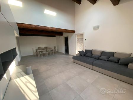 Ampio appartamento - Photo 2