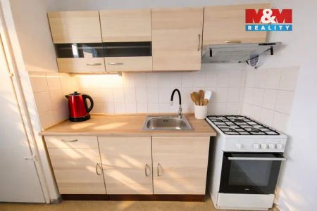 Pronájem bytu 1+1, 38 m - Photo 3