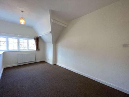 Esplanade Crescent, Scarborough, YO11 - Photo 5