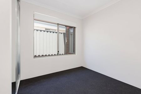 Brand New Family Home - Photo 4