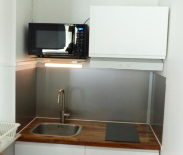 Location Appartement 1 pièce 28m² NEUILLY SUR SEINE 92200 - Photo 4