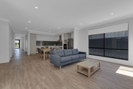 Part Furnished Three Bedroom Home in Baldivis North - Photo 5