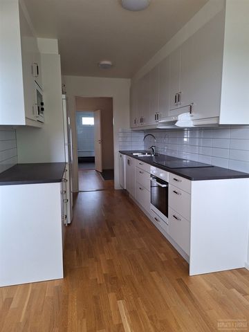 Karlslättsv 7 C - Foto 3