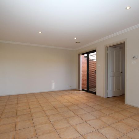 HOUSE TO HOME! - Photo 2