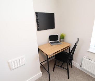 2 bedroom terraced house to rent - Photo 6