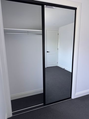 Avondale Heights - Photo 5