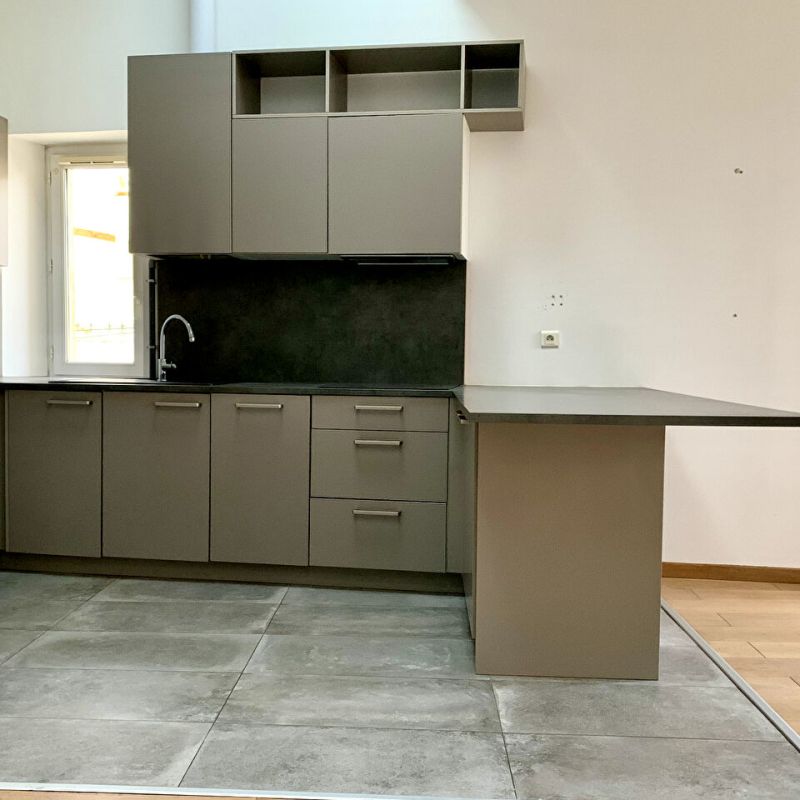 Maison à louer à Marseille - 13007 Quartier VAUBAN - Photo 1