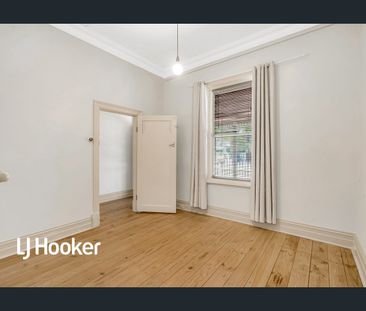 DELIGHTFUL 2 BEDROOM HOME WITH MODERN KITCHEN & BATHROOM! - Photo 6