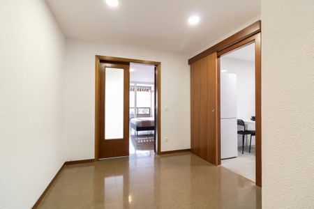 Carrer de la Diputació, Barcelona, Catalonia 08011 - Photo 5