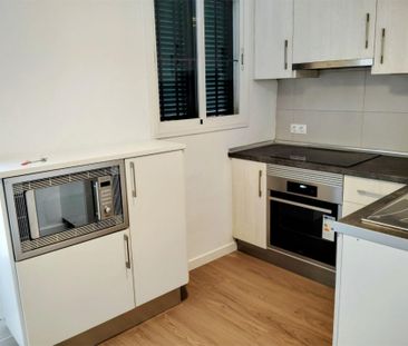 Piso de alquiler en Carrer del Bisbe Maura, 62, Marquès de Fontsanta - Photo 3