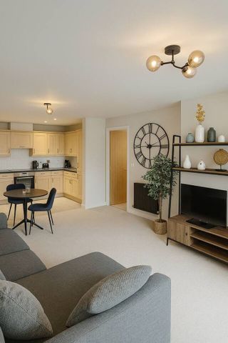 Parkhouse Court - Photo 3