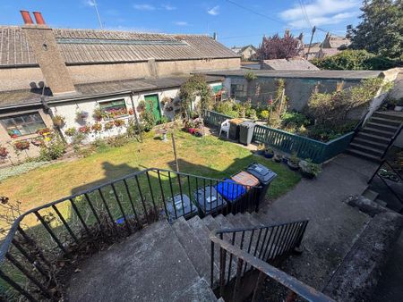 1 bedroom flat to rent - Photo 2