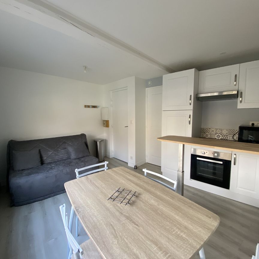 STUDIO MEUBLÉ situé proche CENTRE et ESIEE - Photo 1